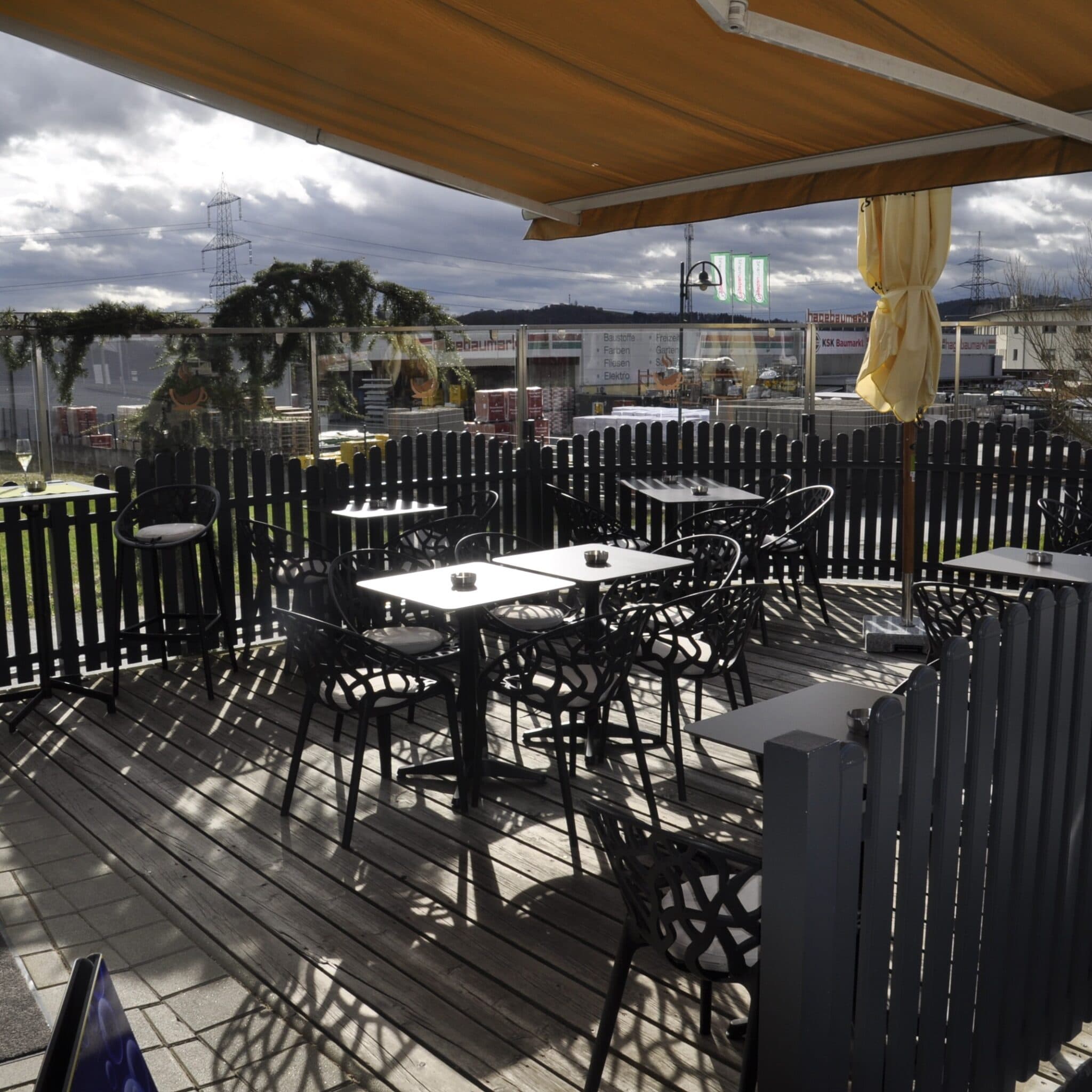 Blick auf die Terrasse von Gerlindes Café & Brunch